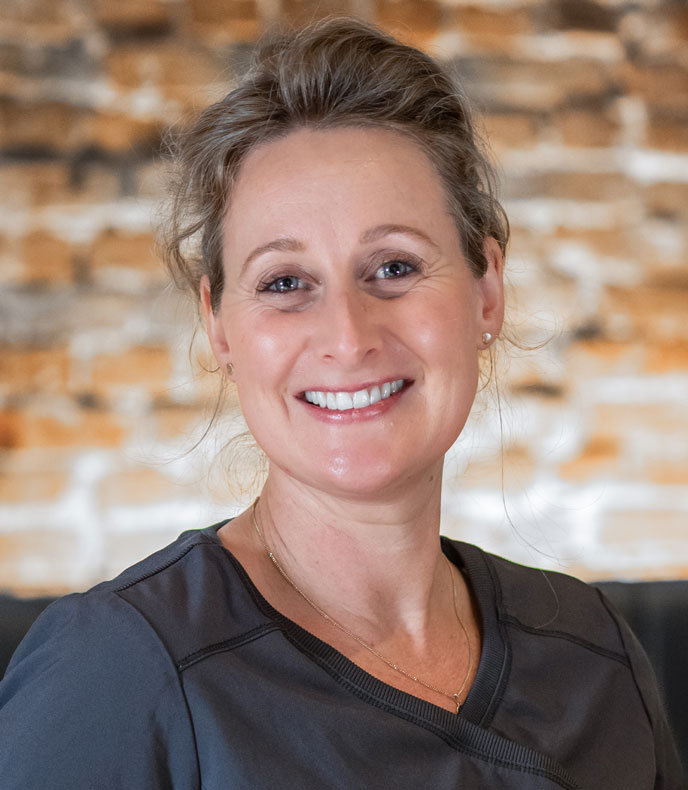 Trynke de Jong mondhygiënist​ Tromp Tandartsen